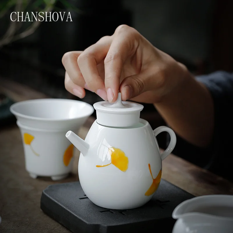 CHANSHOVA 230ml Traditional Chinese High-temperature Fired Creative Handpainted Ceramic Tea Pot Home White Porcelain Teapot H266 | Дом и сад