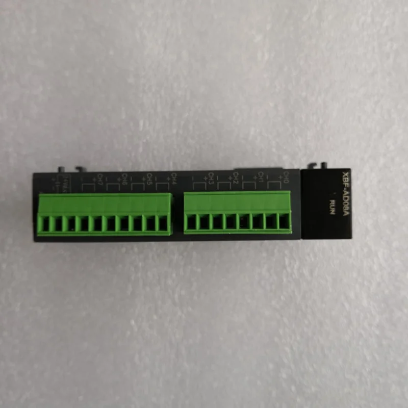 

LS PLC XBF-AD08A