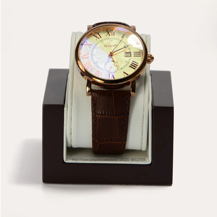 

High Quality Wood Painted Watch Display Rack Bracelet Holder Jewelry Showcase Single Watch Showing Stand Shelf
