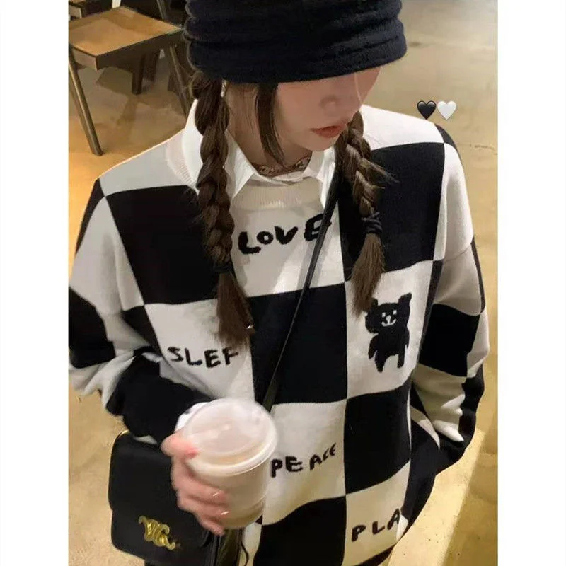 

Женский осенне-зимний клетчатый пуловер МАЗ