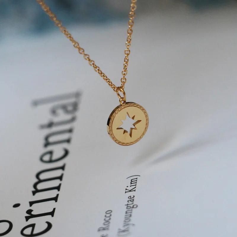 

Vintage Hollow Star Compass Wheat Pendant Necklace For Women 18K Gold Plated Titanium Steel Plated Clavicle Chain Jewelry