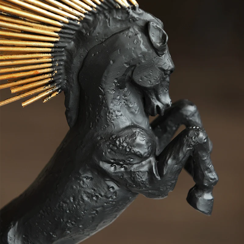 Абстрактная скульптура статуэтка лошади подставка на белом мраморе украшение