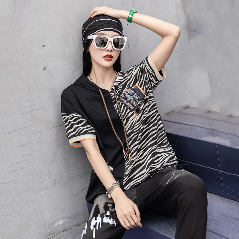 

2021 Summer New Hooded Loose Tops Streetwear Trendy Stripe Short Sleeve Pullover T-shirt With Hat For Women Clothes E948