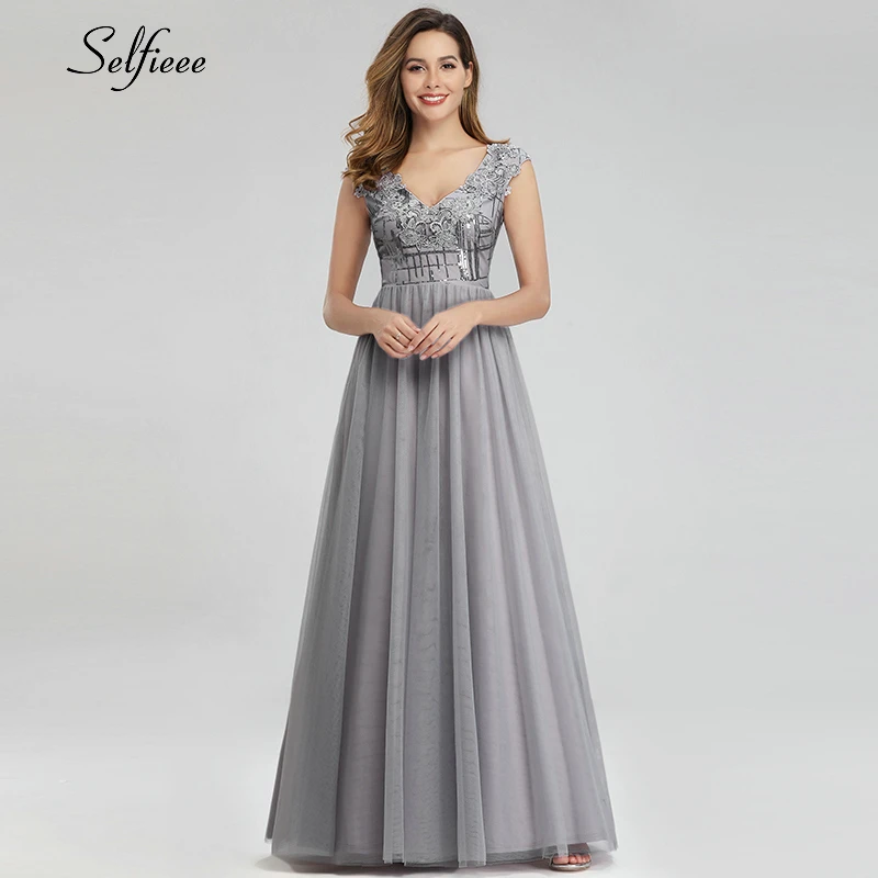 Модные серые Платья макси трапециевидного силуэта с V образным вырезом женские