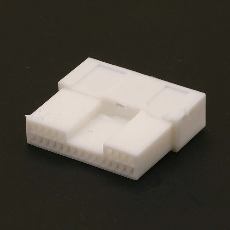 Штекерный и гнездовой разъем 24Pin для автомобильного