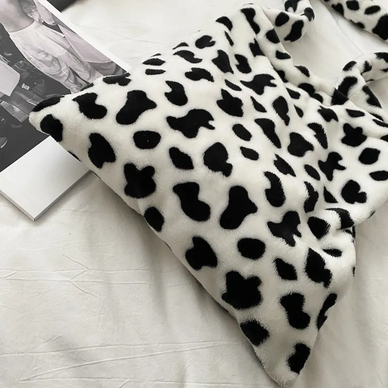 

Girl Cute Cow Plush Small Bag Student Messenger Bag Soft Girl Shoulder Bag Female