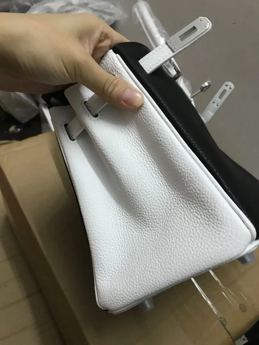 

Handmade Customized Design Handbag 25CM,BRAND Purse,Luxury BAG,2tones,Togo Leather, Wax line stitiching,By order only