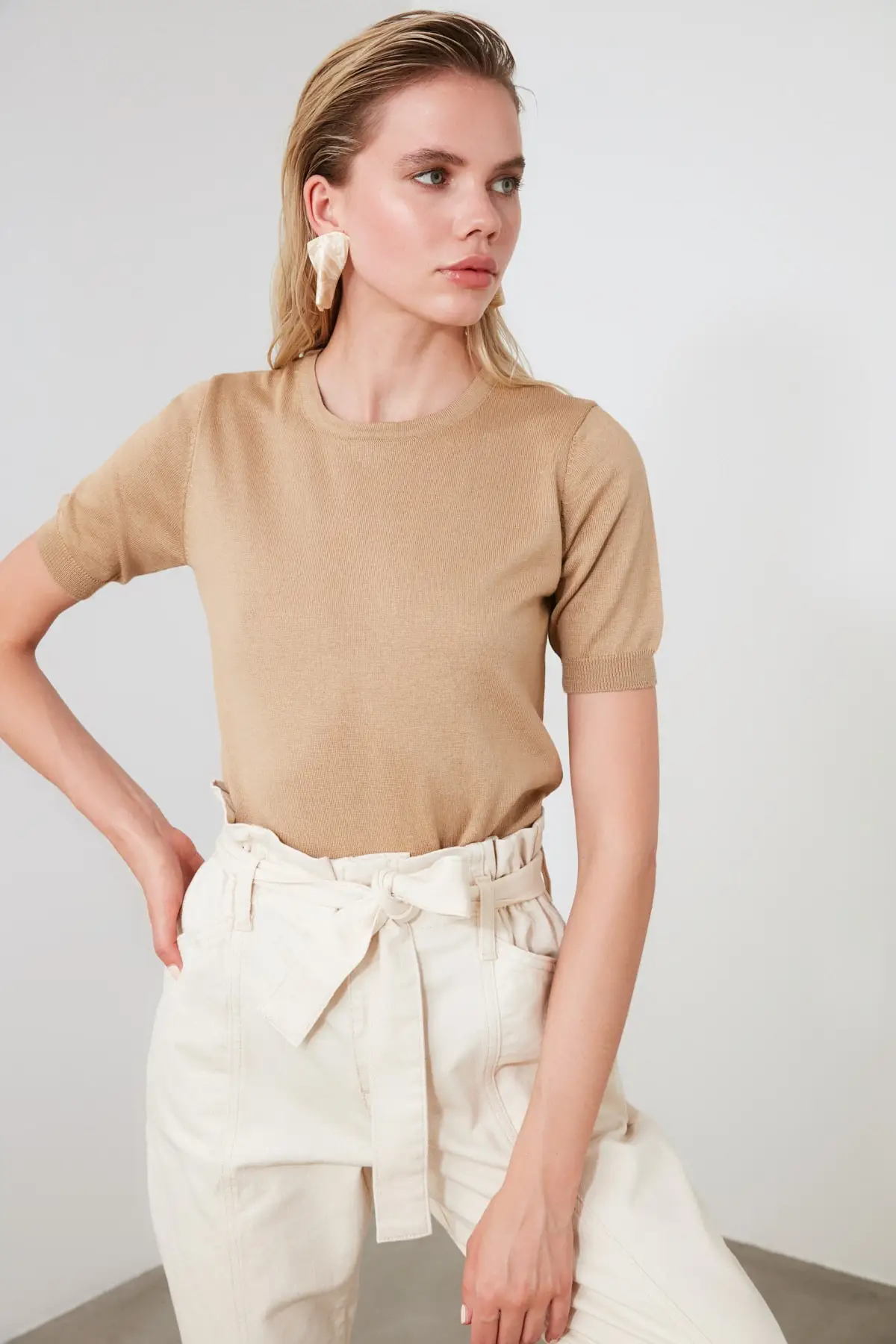 

Trendyol Bike Collar Short Sleeve Knitwear Sweater TWOAW21KZ0141