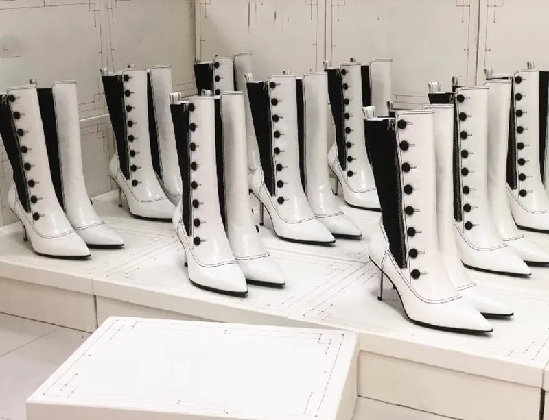 

Fashion Designer Shoes Woman Mixed Color High Heels Spring Autumn Leather Mid-calf Boots Metal Heel Button Stretch Boots Women