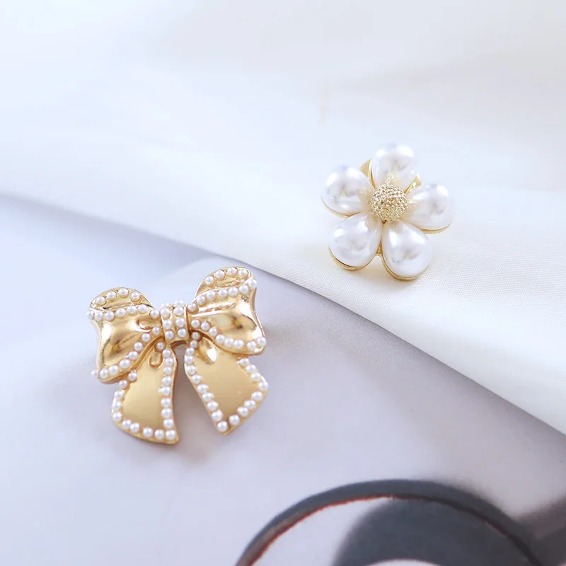 Sansummer New Hot Fashion Golden Bowknot Flower Pearl Romantic Feautiful Elegant Party Brooch For Women Jewelry 835