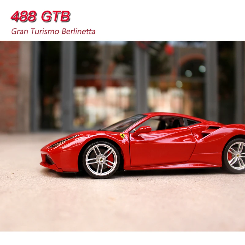 Модель автомобиля Bburago Ferrari 488 GTB 1:24 литой металлический модем детская игрушка