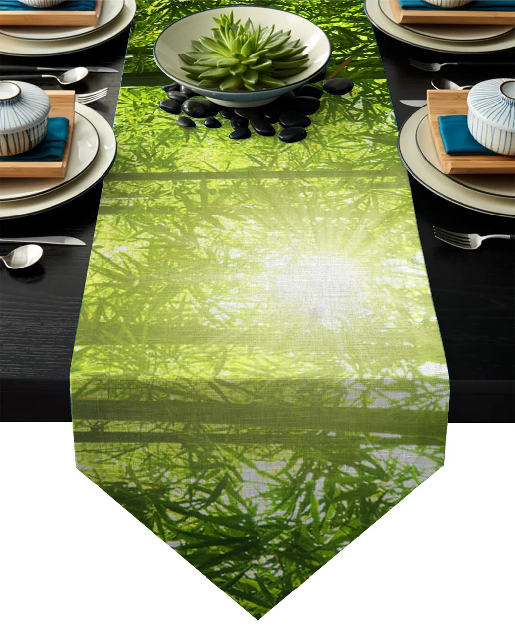 Зеленая бамбуковая настольная дорожка с солнечным растением для отелей