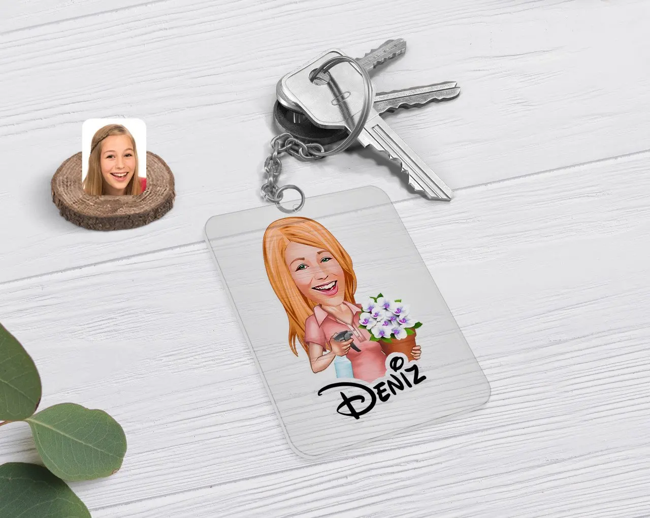 

Personalized Housewife Caricature Of Transparent Plexiglass Anahtarlık-2