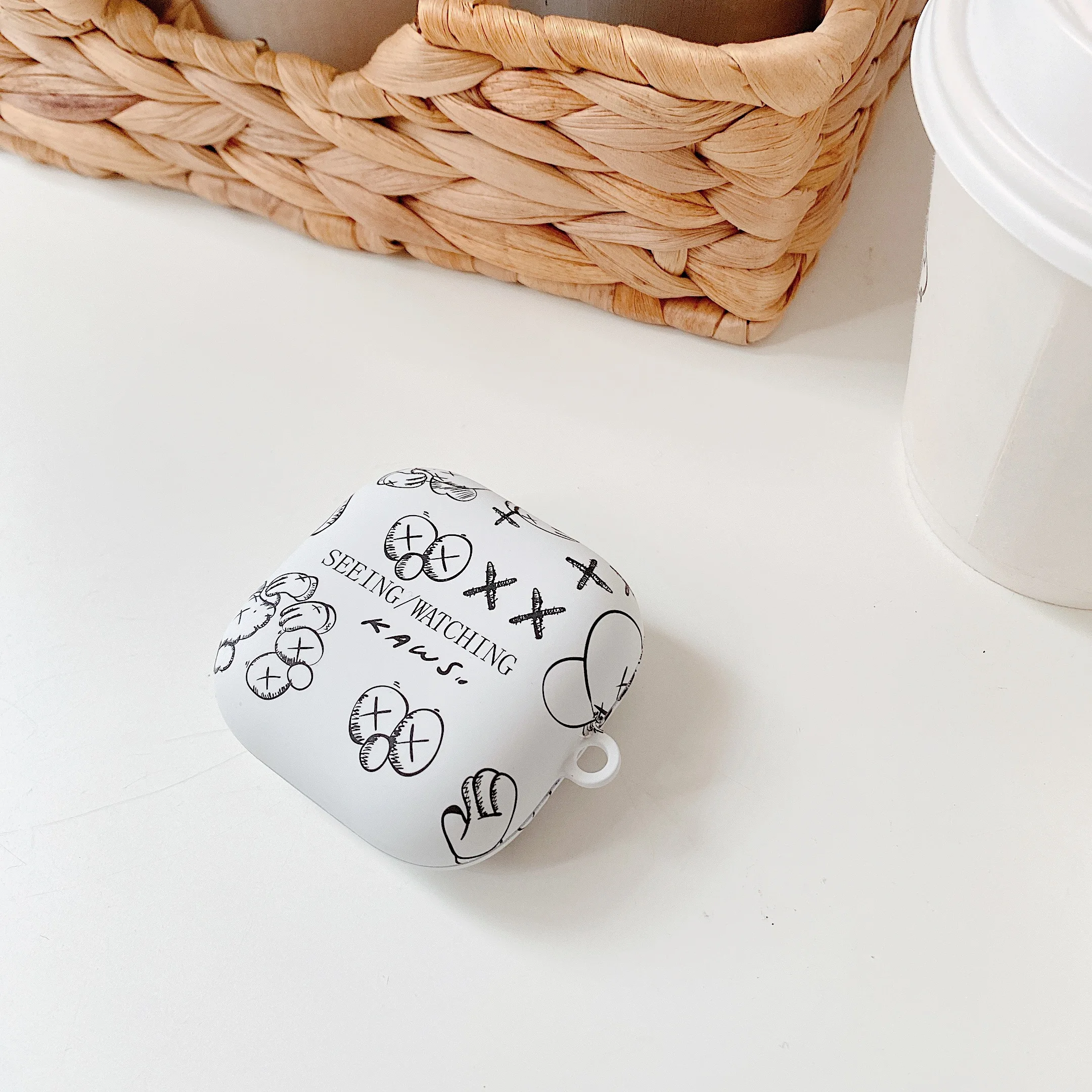 

New Fashion Graffiti Kaw X X Clown Joker Headphone Cover For oppoEnco W51 Funny Earphone Cases Airpods Pro Earbud Funda