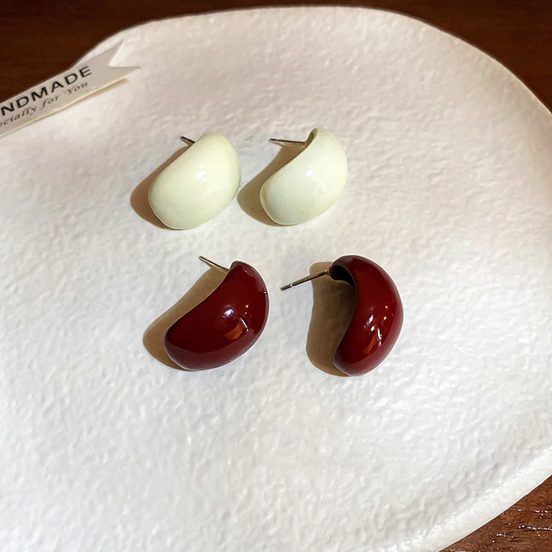 

Модные изысканные геометрические серьги C-образной формы, акриловые серьги в форме фасоли для женщин и девушек, темпераментная бижутерия, г...