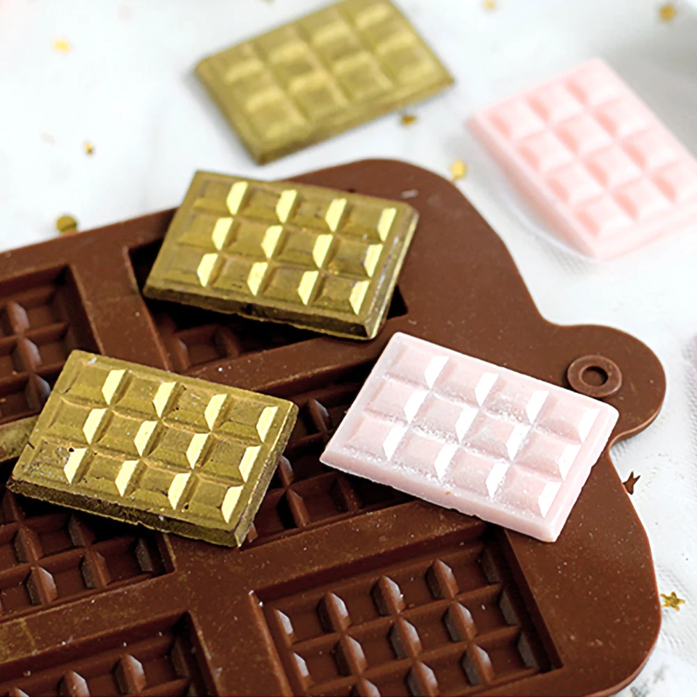 

1PCS Silicone Mold 12 Cells Chocolate Mold Fondant Patisserie Candy Bar Mould Cake Mode Decoration Kitchen Baking Accessories