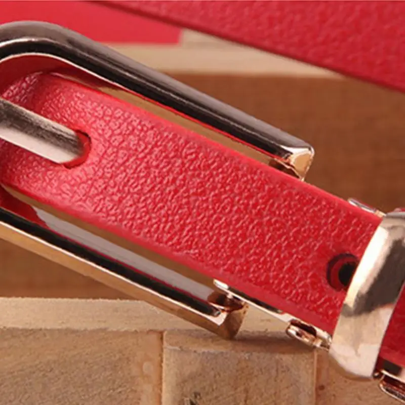 Женский ремень подходит ко всему пояс с декоративной пряжкой из искусственной