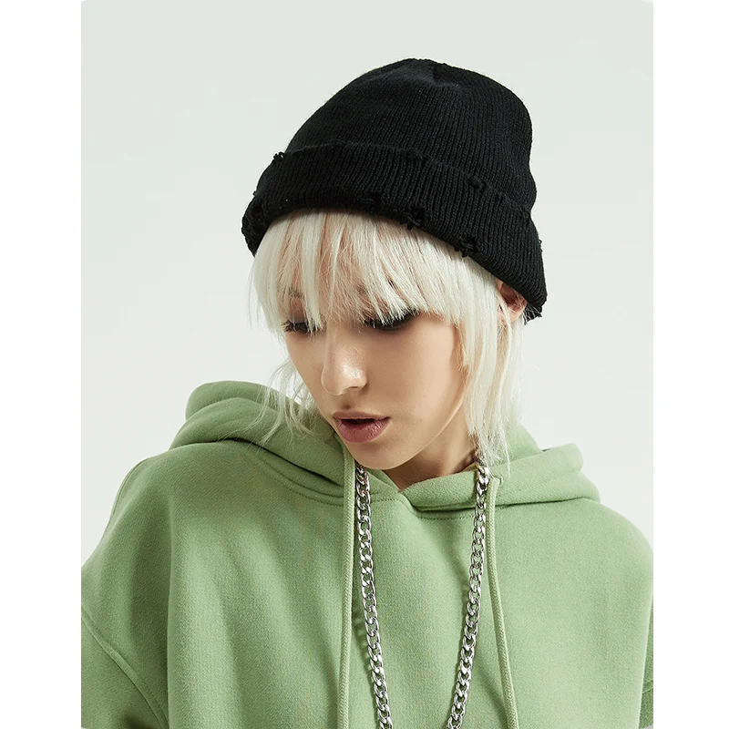 

2020 Autumn Winter Mens Soft Cotton Warm Caps Solid Color Holes Knitted Hat Hip Hop Harajuku Casual Skullies Beanies Bonnets