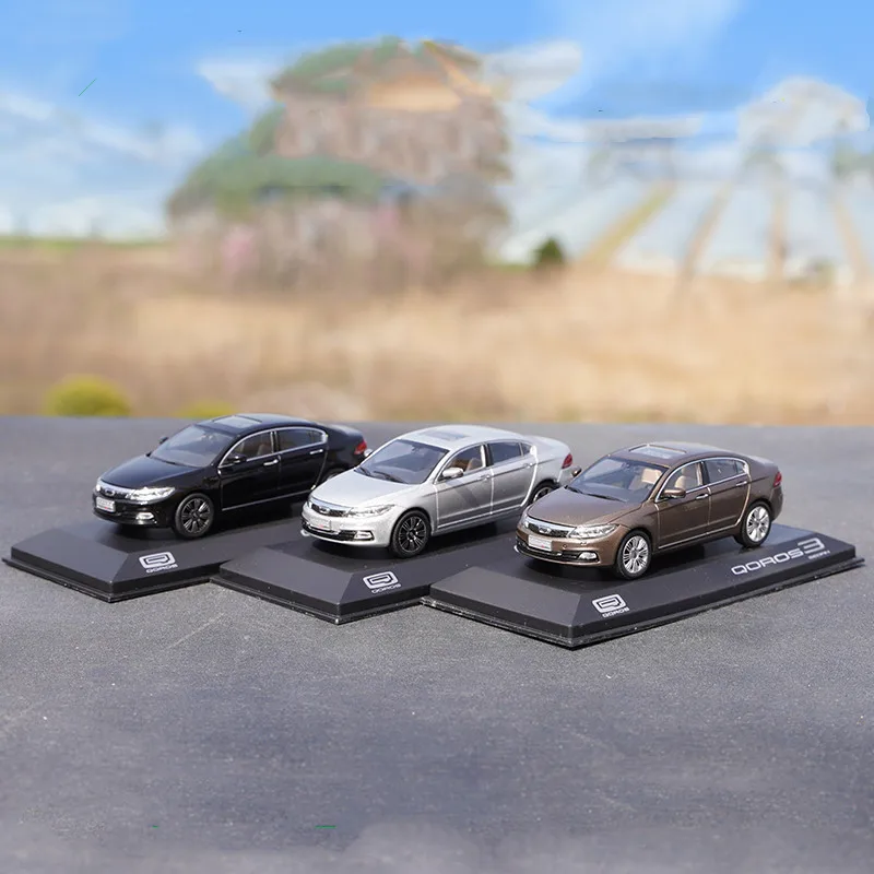 

Модель автомобиля Chery Qoros 3, модель седана из сплава, 1/43 оригинал