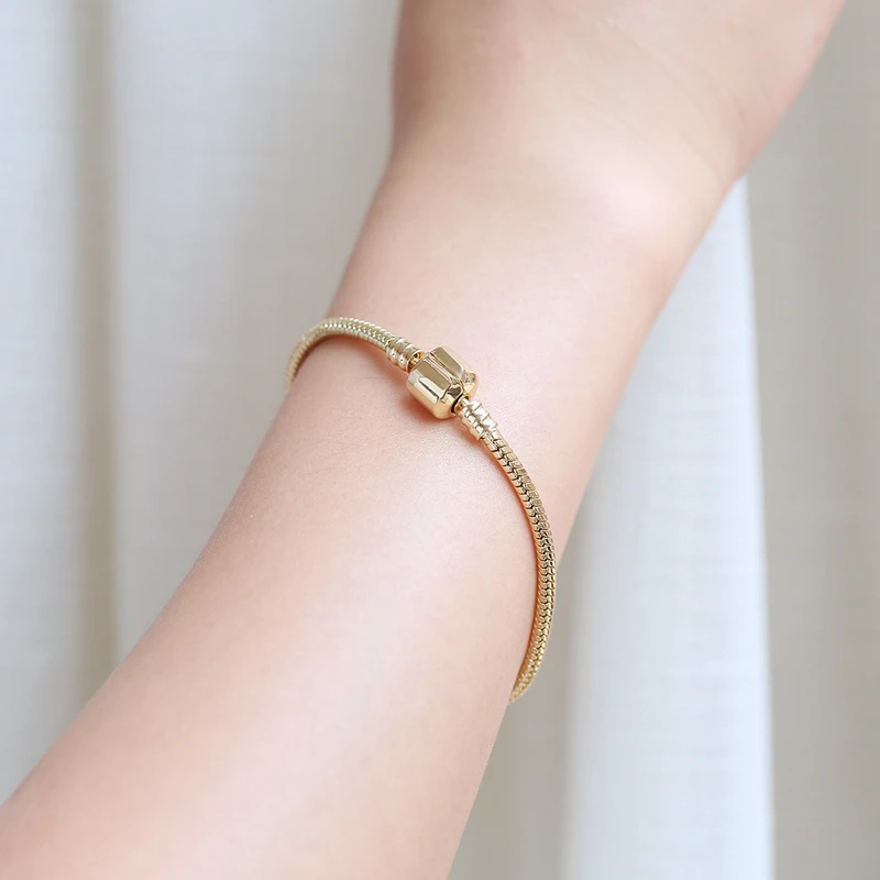 

2021 Fashion Adjuestable Silver Plated Original Charm Bracelet for Women Jewelry Bead Bangles DIY Gifts