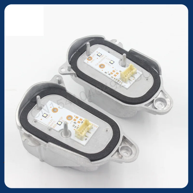 

8r0941475b 8r0941476b It Is Suitable for Audi Q5 Left and Right Led Light Sources