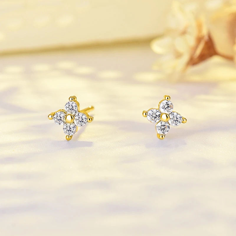 

Prevent Allergies 925 Silver Exquisite Crystal Zircon Stud Earrings Popular Earrings Fashion Jewelry Weddings Birthday Gifts