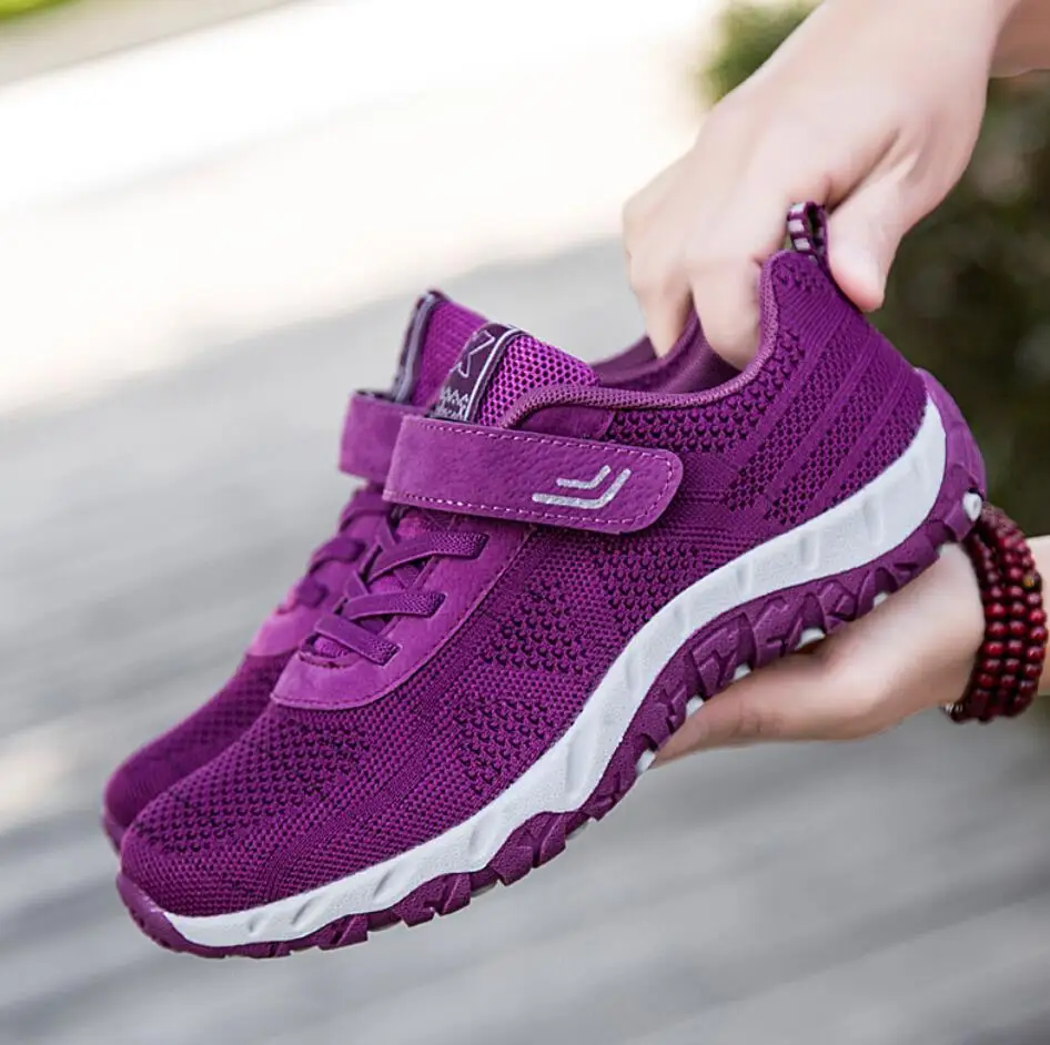 Осенняя модная женская обувь Повседневные кроссовки высокого качества Женская