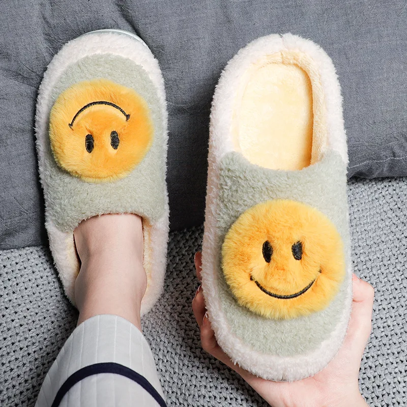 2021 New Smiling Face Cotton Slippers Female Winter Home Indoor Floor Mute Non-Slip Warm Couple Plush Household Cotton Slippers