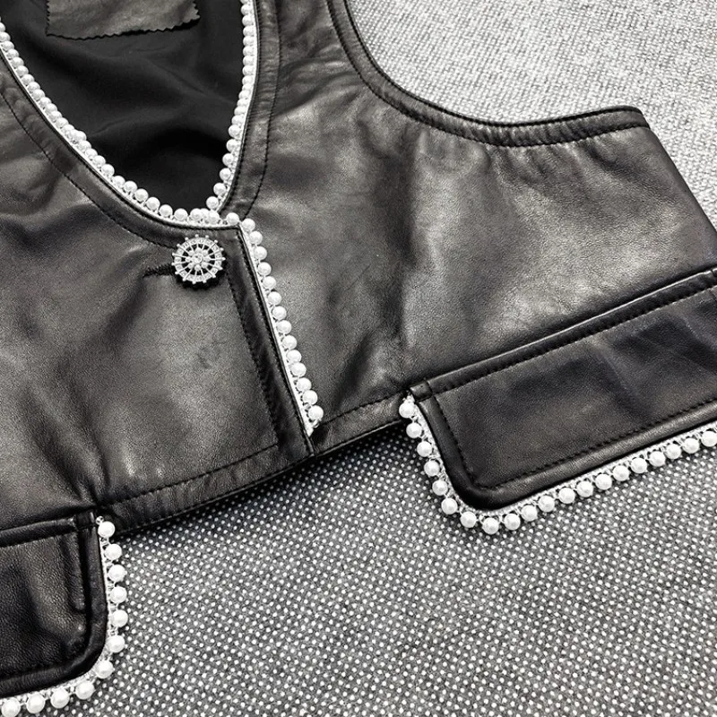 

2021 New Women Deep V Neck Short Vest Tops Sleeveless Sheepskin Genuine Leather Vests Vintage Crystal Button Pearls Waistcoat
