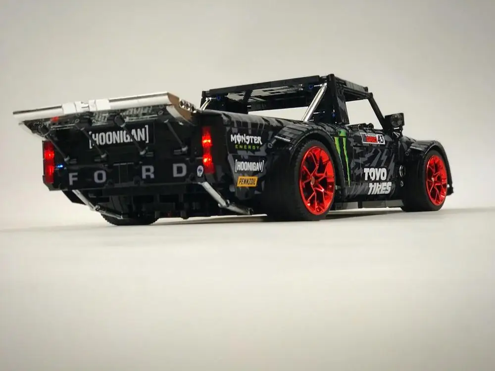 

2020 NEW lepins technology building block MOC 34316 F150 super sports car remote control assembly toy boy birthday gift