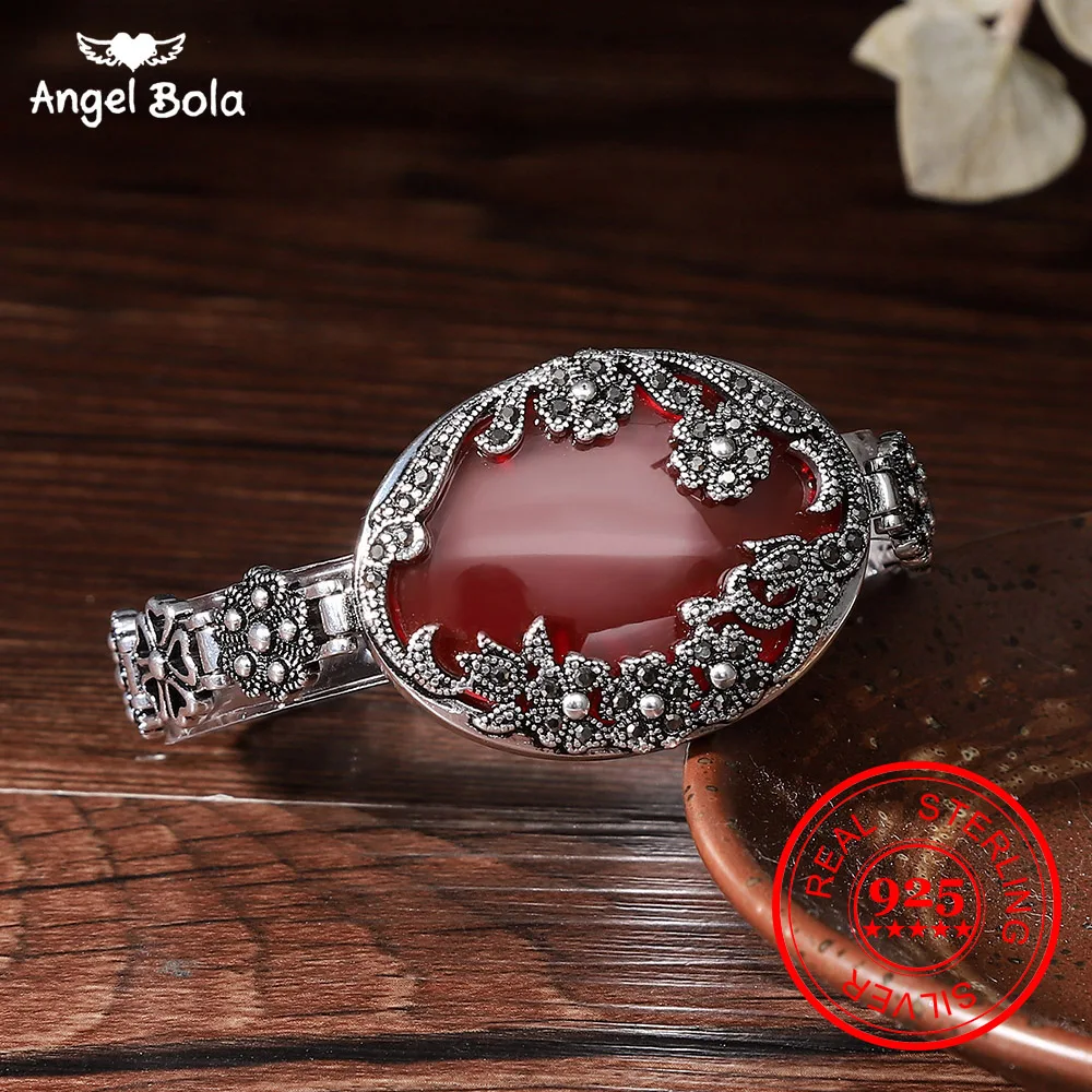 Винтажный браслет с цветами из натурального красного камня овальный серебра 925