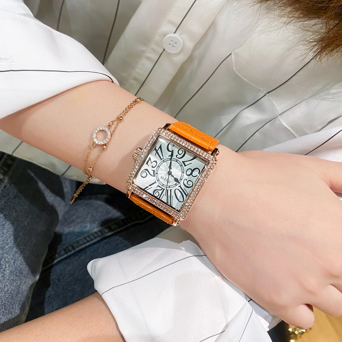 

Young Women Luxury Crystal Wristwatch Woman Fashion Casual Watches Lady Leather Strap Clock Antique Female Brown Hour Girl Gift