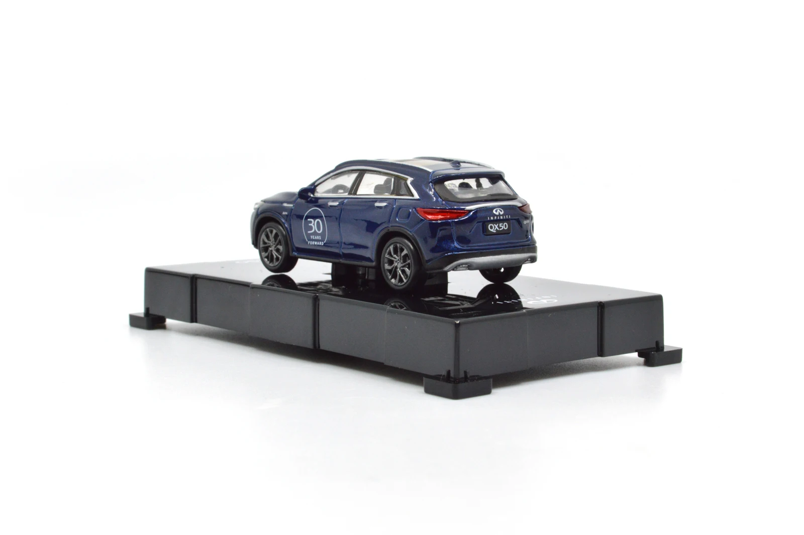 Paudi 1/64 масштаб 1:64 Infiniti QX50 2018 синий 30 лет ограниченная литой игрушки Miniatu модель