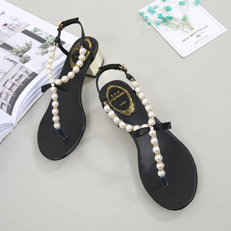 

2020 summer Beaded clip foot flip flop girl half round pearl thick heel sweet versatile open toe cool slipper girl
