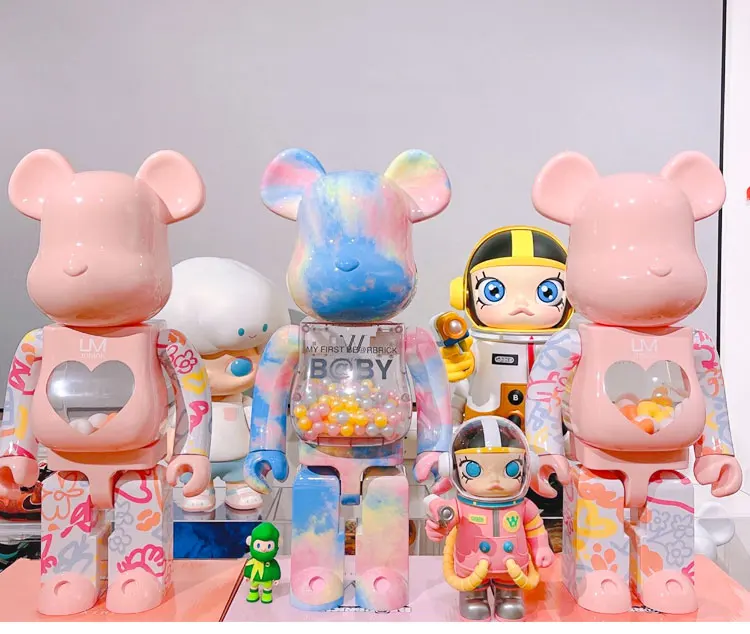 Bearbrick искусственное украшение порошок Макао UM яичный цвета зефира шоколад Qianqiu |