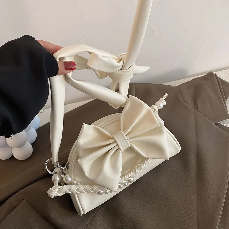 

VeryMe Fashion Women's Bags 2022 New Half Round Bag Pearl Chain Design Handbags Exquisite PU Soft Leather Women's Shoulder Bags