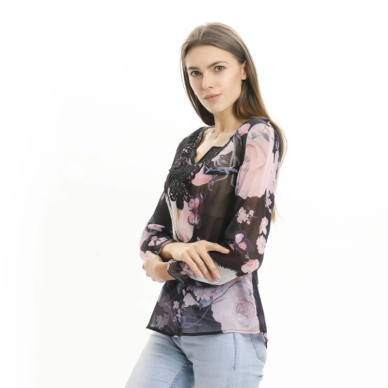 

Large Size Lace Women Blouses Women Blouses Tops V-neck Bat Sleeve Embroidery Blouse For Women Tops Shirt Blusas Femme