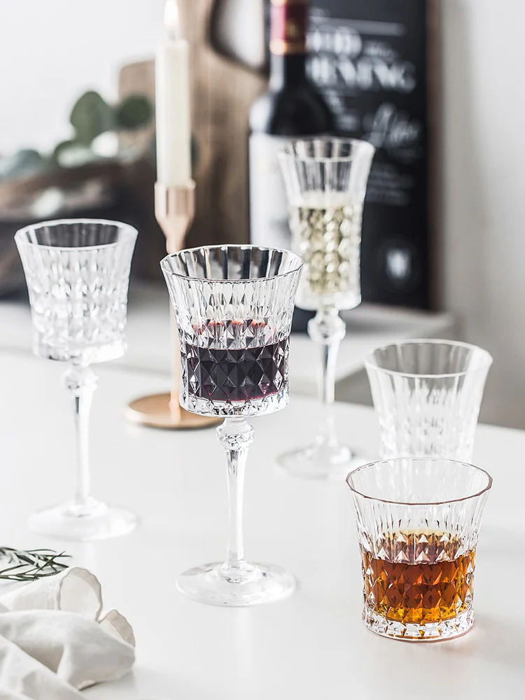 

Transparent Retro Wine Glass Creative Gifts Crystal Goblets Wine Glass Irregular Champagne Taca Vinho Cristal Drinkware DE50JB