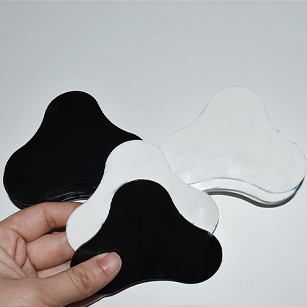 

12 . Pad