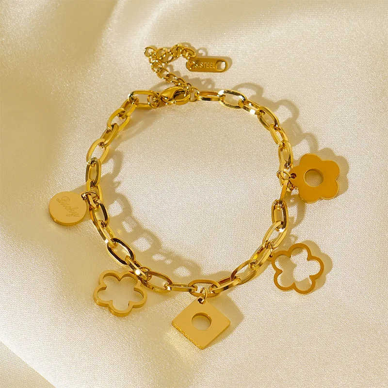 

New Five Petal Flower Hollowed Out Student New Bracelet Light Luxury Simple Hand Jewelry Bracelet for Women Bracelets for Women