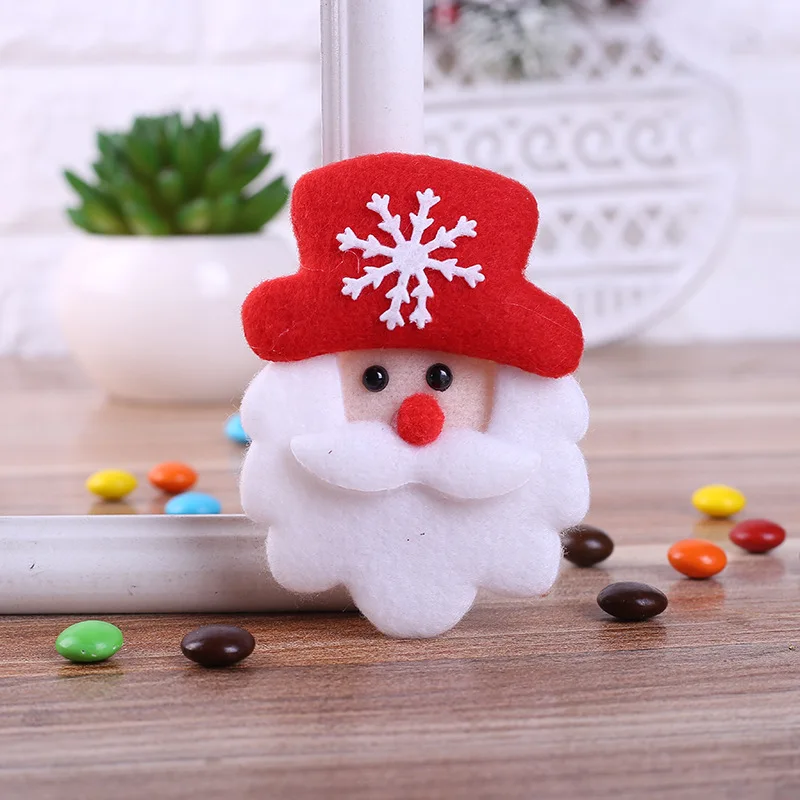 Santa Claus 1 шт. светящийся значок Санта Клаус Медведь Олень светодиодный мигающая брошь заколки Декор светящиеся вечерние Рождество - Цвет: Santa Claus