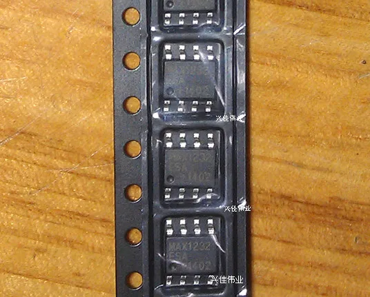 

5 шт. MAX1232ESA SOP8 MAX1232