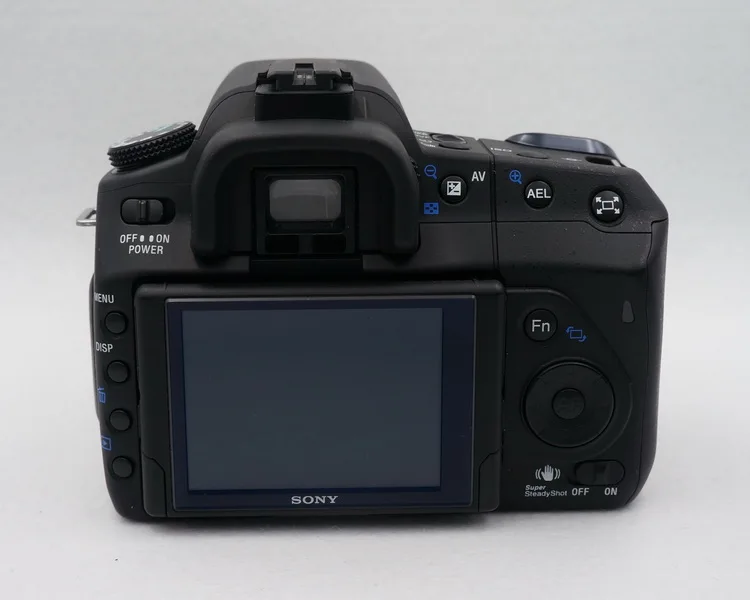 USED Sony Alpha DSLRA350K 14.2MP Digital SLR Camera with Super SteadyShot Image Stabilization DT 18-70mm f/3.5-5.6 Zoom Lens
