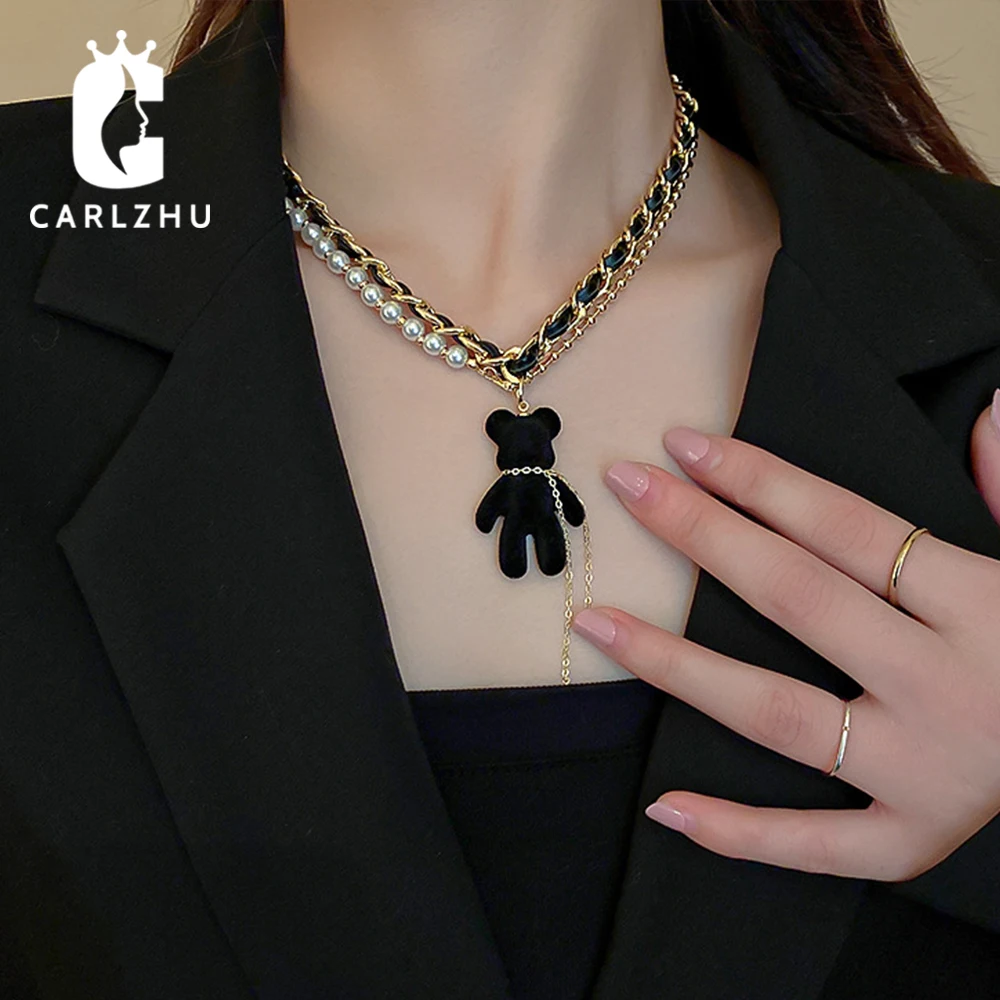 

Осенне-зимнее короткое колье-чокер из искусственной кожи с искусственным жемчугом