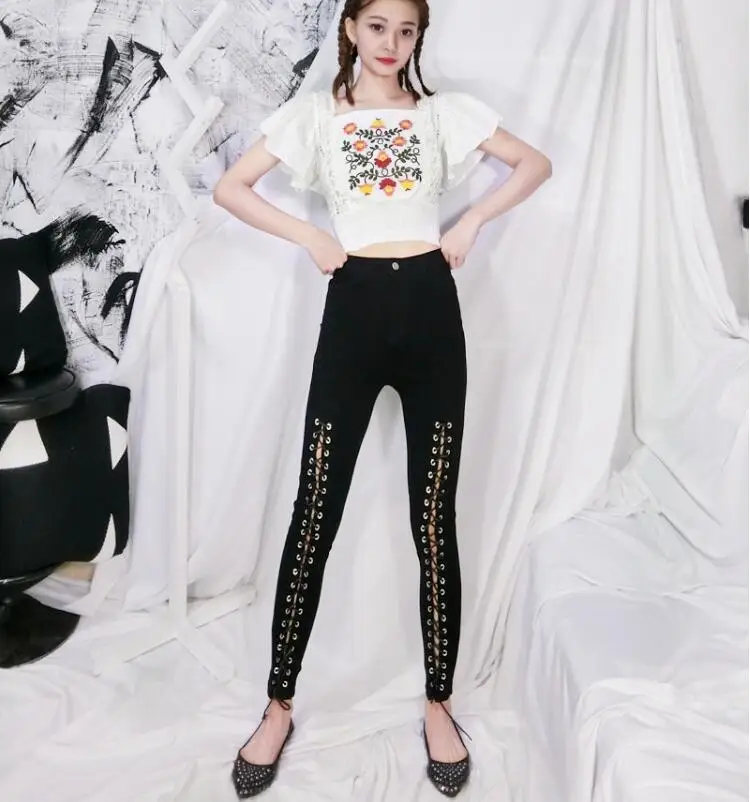 Женские облегающие леггинсы в готическом стиле черные обтягивающие на шнуровке