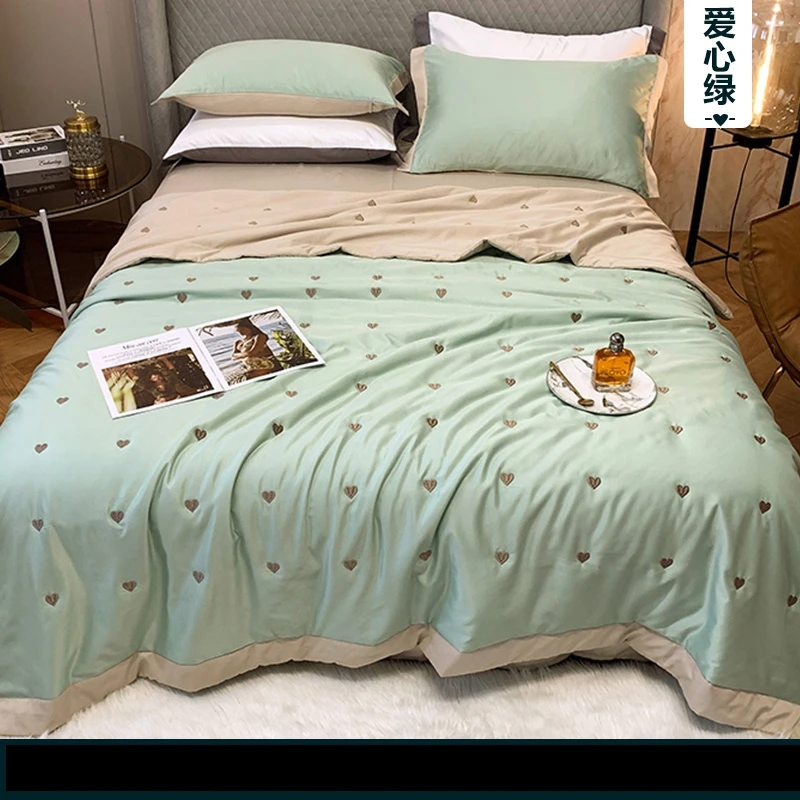 

Шелковое стеганое одеяло AB для летнего постельного белья