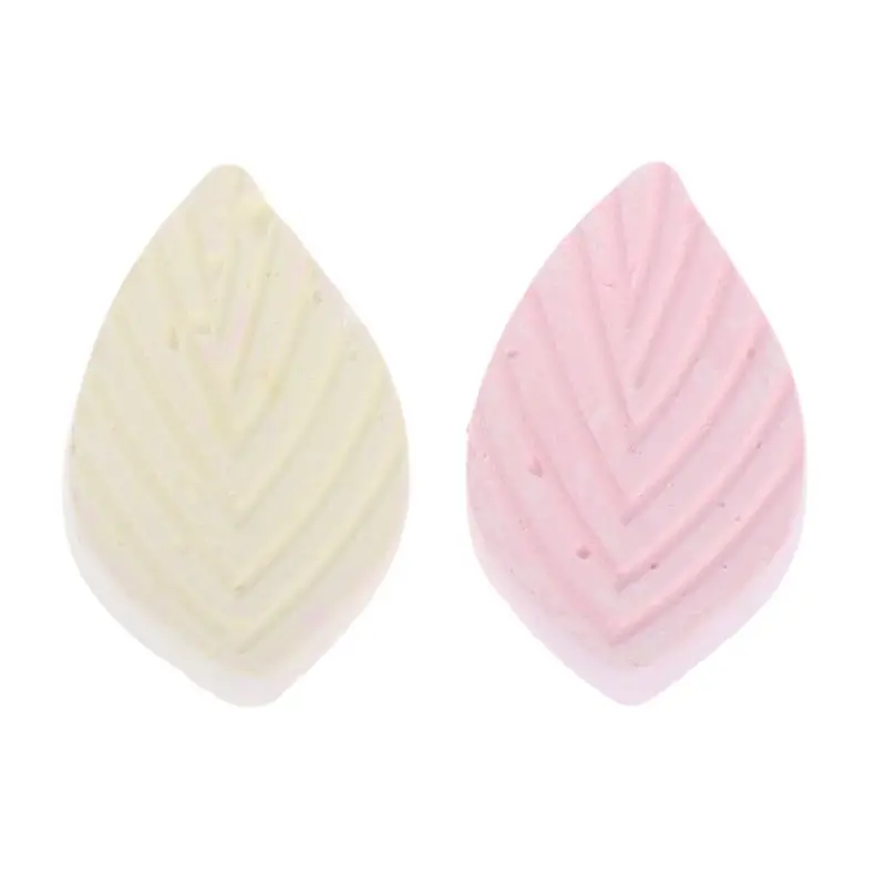 

G2AA Small Pet Hamster Chew Toy Leaf Shaped Rabbit Bird Teeth Grinding Stone