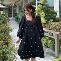 winter 2021 new loose embroidery flower long dress plus size womens ins super fire square collar puff sleeve embroidered dress
