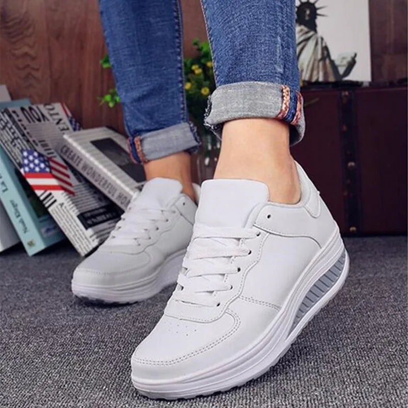 

Women Sneakers 2020 Breathable Waterproof Wedges Platform Vulcanize Shoes Woman Sneakers Leather Casual Shoes Tenis Feminino W35