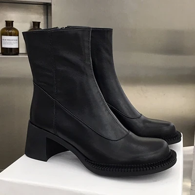 Black leather Модные ботинки; сезон осень-зима; женская обувь; ботинки из натуральной кожи; женские ботильоны на платформе; женские короткие ботинки без застежки на плоской подошве - Цвет: Black leather